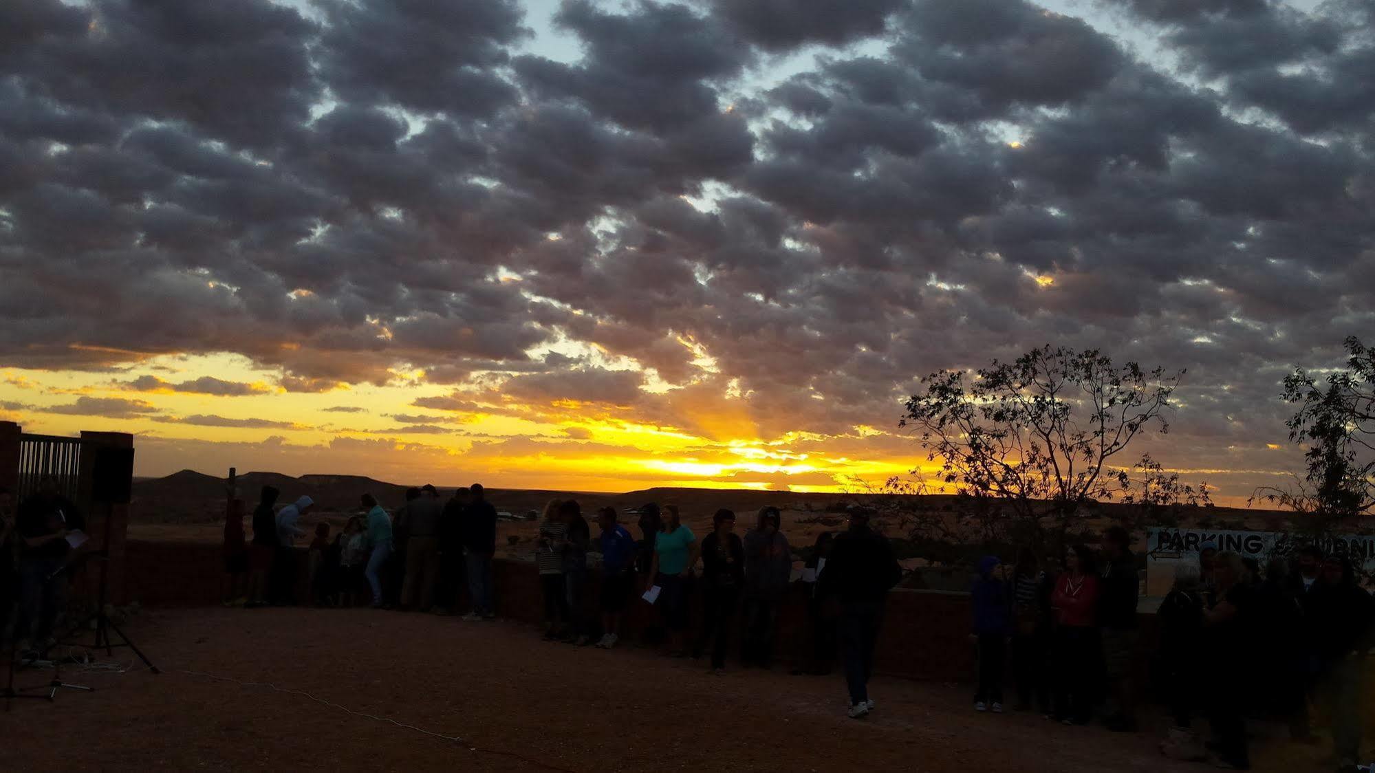 Desert View Apartments Coober Pedy Esterno foto
