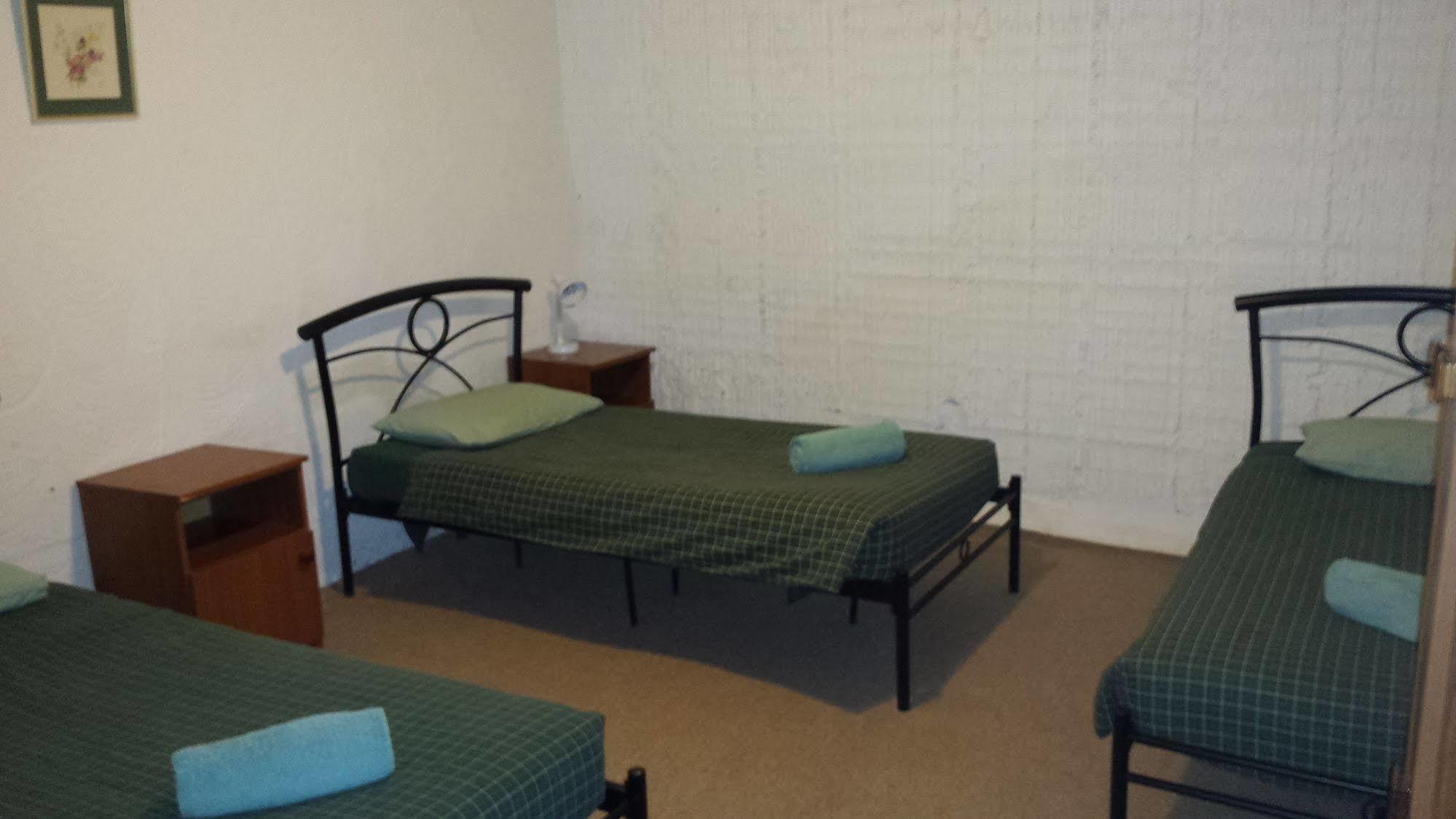 Desert View Apartments Coober Pedy Esterno foto